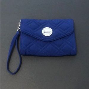 Vera Bradley smartphone wristlet